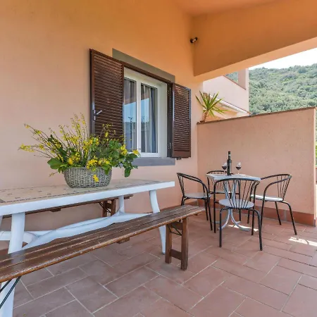 Apartamento La Paradisa-3 By Interhome Nisporto